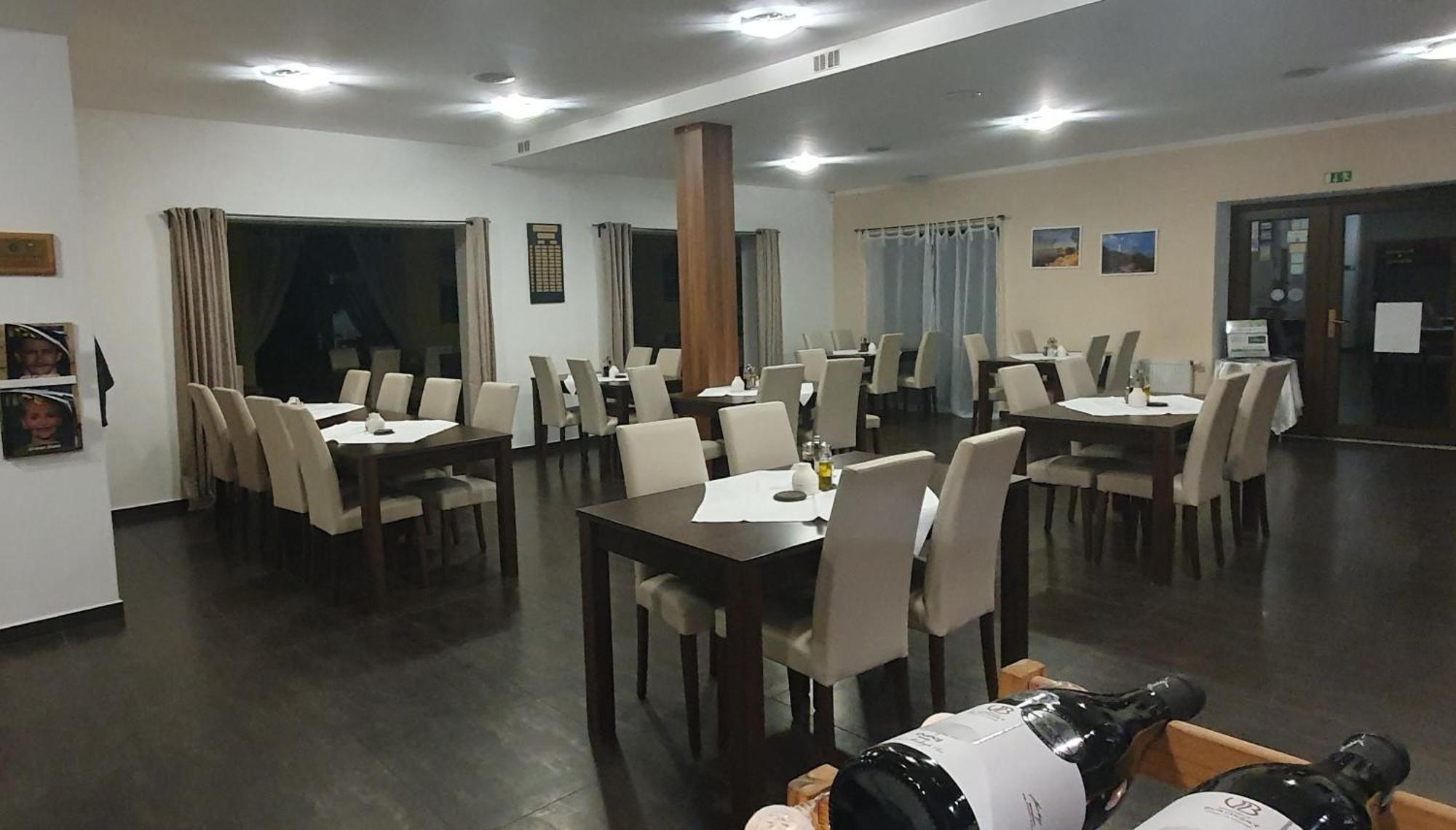 Hotel Golf Bitozeves Kültér fotó